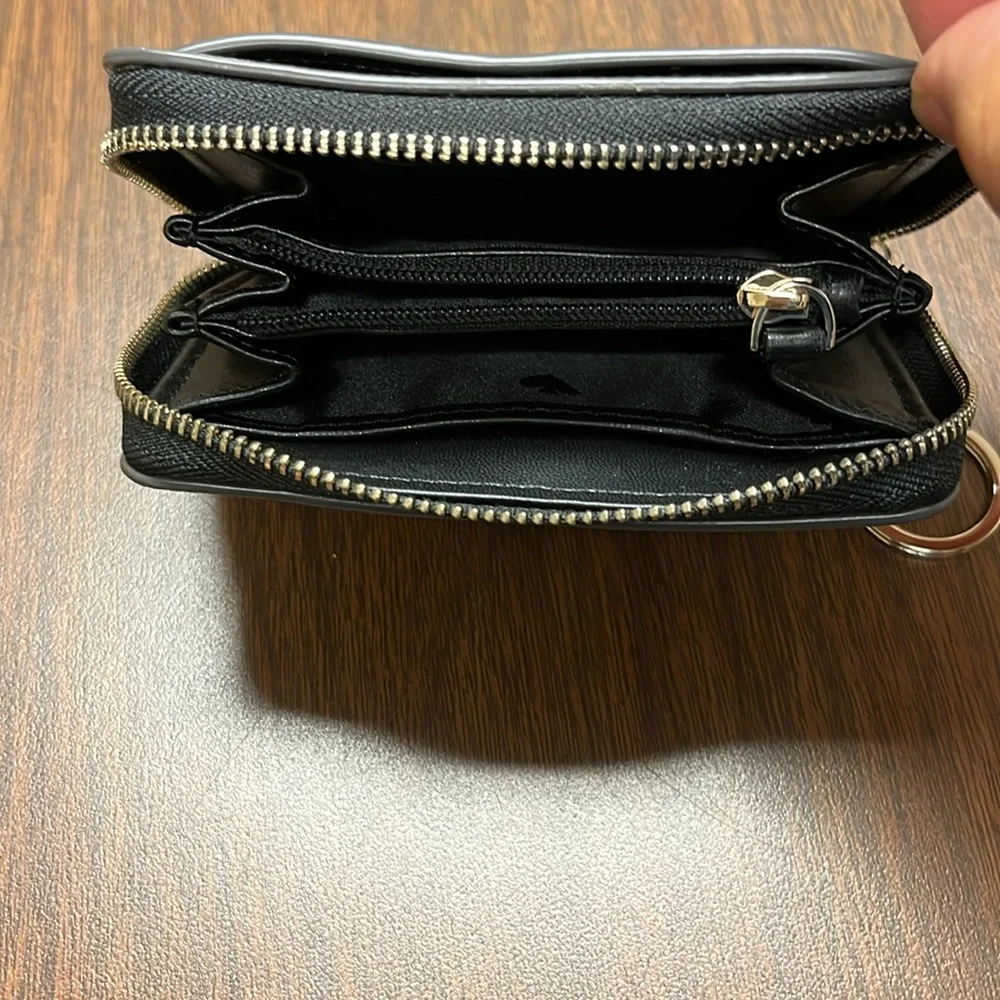 Kate Spade Dani zip up‎ wallet